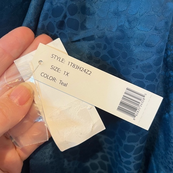 007. NWT ZAC & RACHEL Teal Blouse 1x - Picture 4 of 4